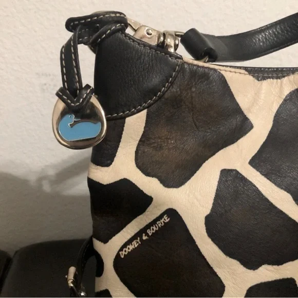 Vintage Dooney & Bourke Giraffe Hobo Handbag Purse - Picture 3 of 13